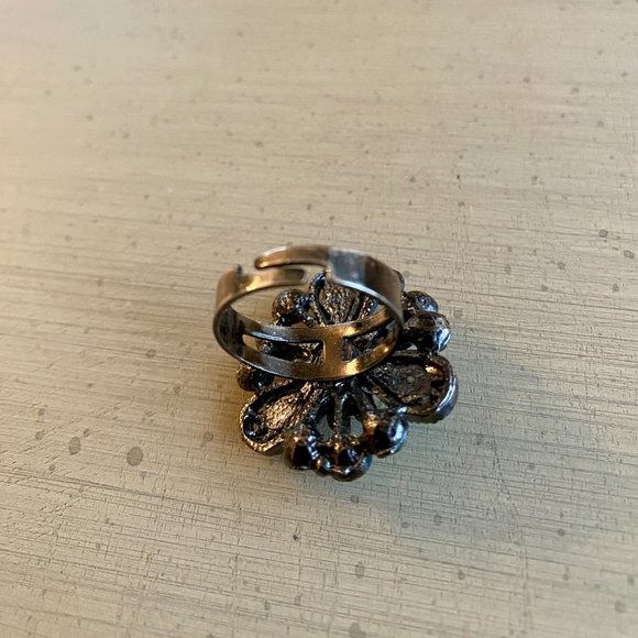 Vintage Green Flower Large Adjustable Statement Ring - Picture 8 of 13